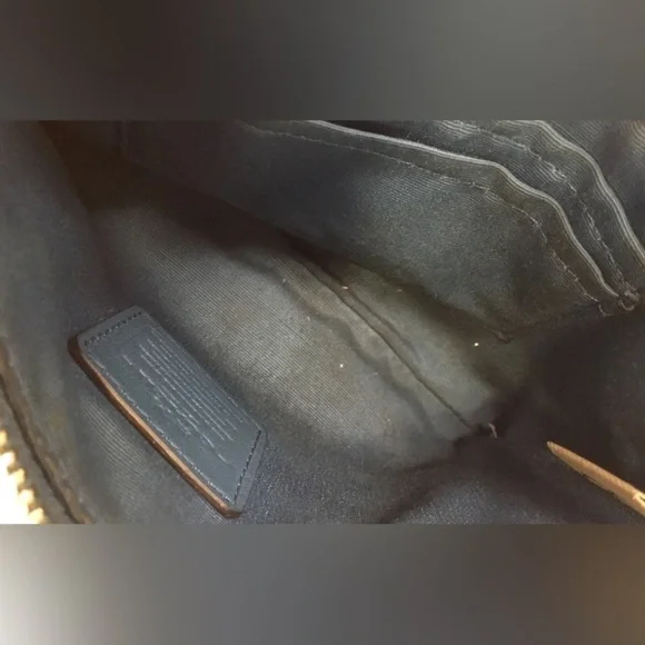 RARE Coach Blue Fur Accent Wallet Clutch Wristlet Coin Purse Bag - Picture 3 of 3